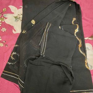 Black Embellished Saree With Blouse