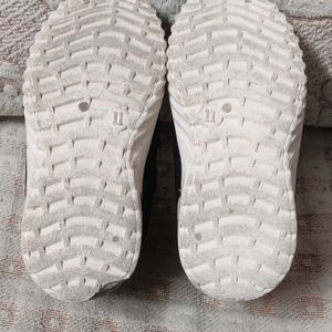 Lightweight Comfortable Shoes (7.5 inch)