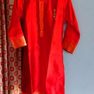 Women Kurta , Skirt And Dupatta Set