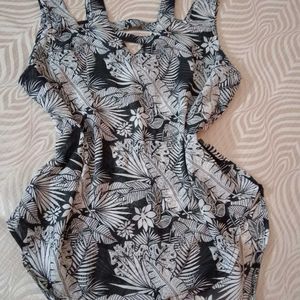 Tropical print top