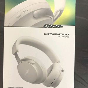 BOSE Quietcomfort Ultra Headphones. Silver color