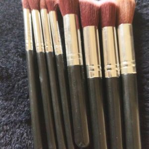 Combo Of 8Pcs Makeup Brushes