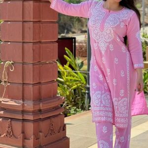 Pink Chikankari Suit💞🎟️