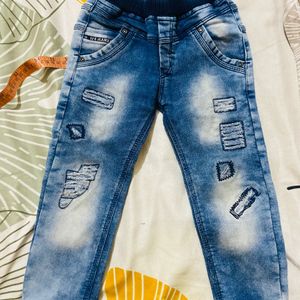 Trendy jeans