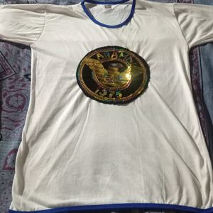 White T Shirt With Embroidery