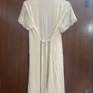 Soft Lace Sleeve Robe