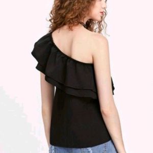 One-sided Off Shoulder Top