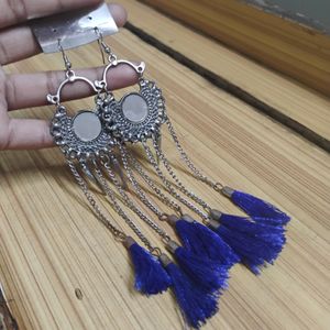 LONG HANGING EARRINGS 😀