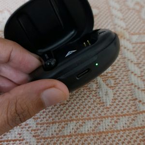 Boult Audio Black - One Earphone Missing