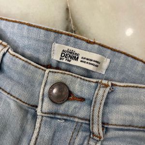 Price Drop!! Zara TRF Highwaisted Jeans