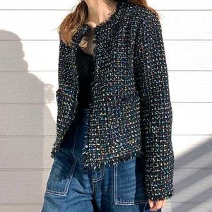 Fashionable Tweed Jacket