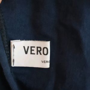 Vermoda Tshirt Small Size