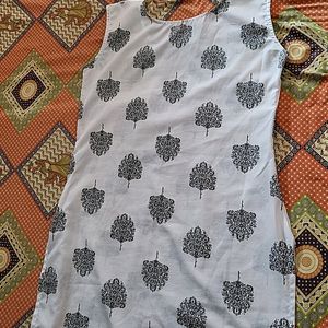 Designer White Printed Straight Kurti