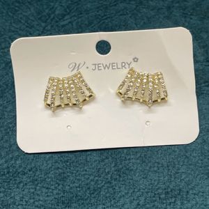 Korean Stylish Row Cubic C Shape Stud Earring