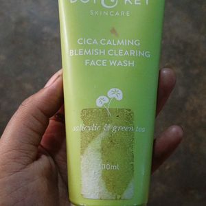Dot & Key Cica Calming Blemish Clearing Face Wash