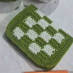 Crochet Green White Wallet