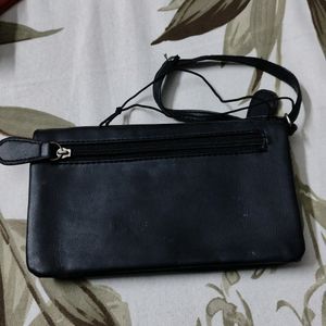 Good Condition Wallet With 4 Pockets..