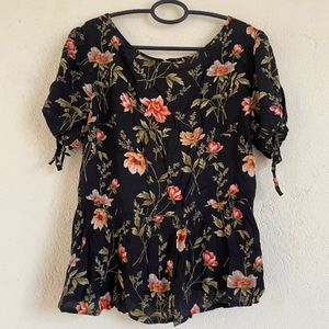 Floral Printed V-neck Top