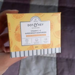 Dot & Key Moisturizer