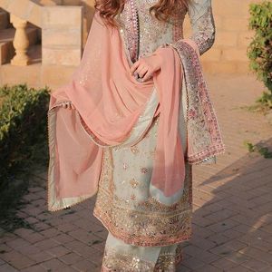 BEAUTIFUL SHARARA COLLECTIONS FOR YOUR WORDROBE