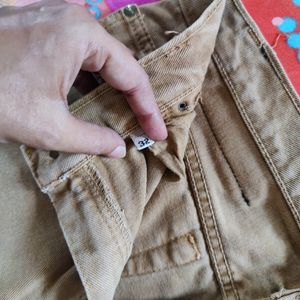 New Lee jeans, Tan Colour, 32" Waist, 43" Length