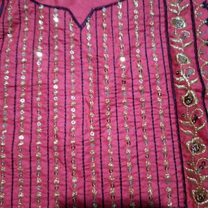 Neck Embroidery Patch Pinke colour Contrast