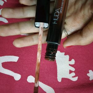 Huda beauty Brown lipstick