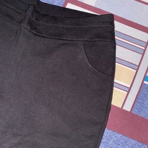 Women’s Regular Fit Black Trouser🖤