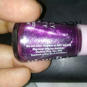 Avon Simply Pretty Color Me Pretty Nail Enamel - Code - Pretty Plum - NE19