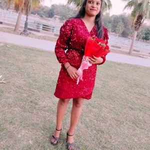 Red Color Midi Dress For Partywear