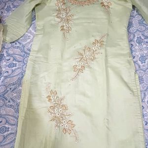 NEW Embroidered Beautiful Suit Set