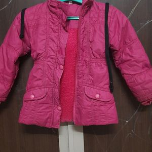 baby girl winter jacket 2 to 4 year...very good condition like new wear only 2 time