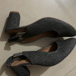 Black With Glitter ✨ Colour Shine Heels