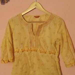 Short Kurti