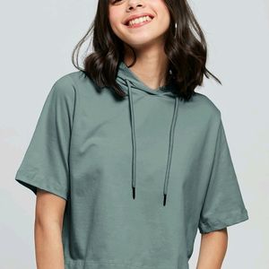 Hooded Crop Tshirt