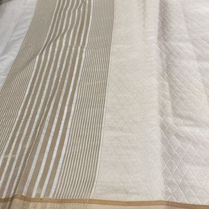 New Off White Golden Zari Saree For Grabs