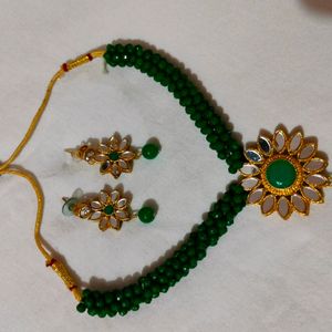 💚 Green Necklace For Mehndi Function & Festival