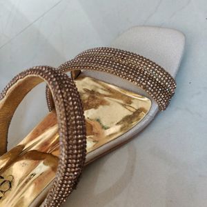 Zaras golden dimond Heels