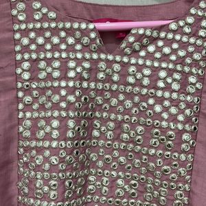 Beautiful Vargna Branded Kurti For Medium