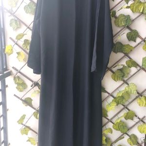 Embroidered Abaya With Matching Stole