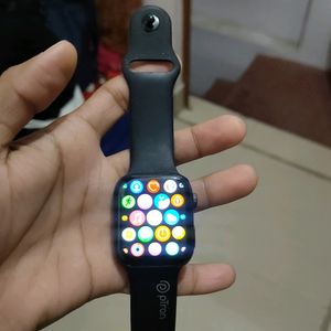 like new smartwatch working perfectly