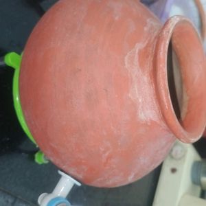 Cool Water Pot / Math