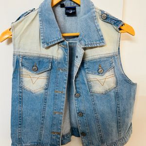 Cool Denim Sleeveless Jacket