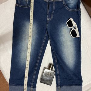 Dark Blue Shaded Jean Capris