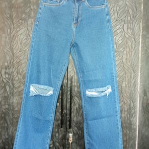 Women Straight Fit Jeans