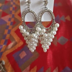 Beutiful Pearl Earrings For Women