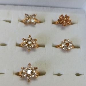 5 Small Girls Ring