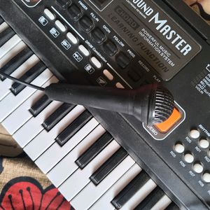 Piano With Mic Recorder