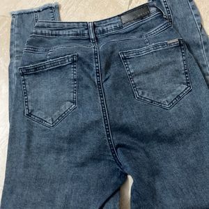 Women jeans