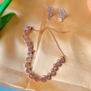 Rose Gold Prety Necklace